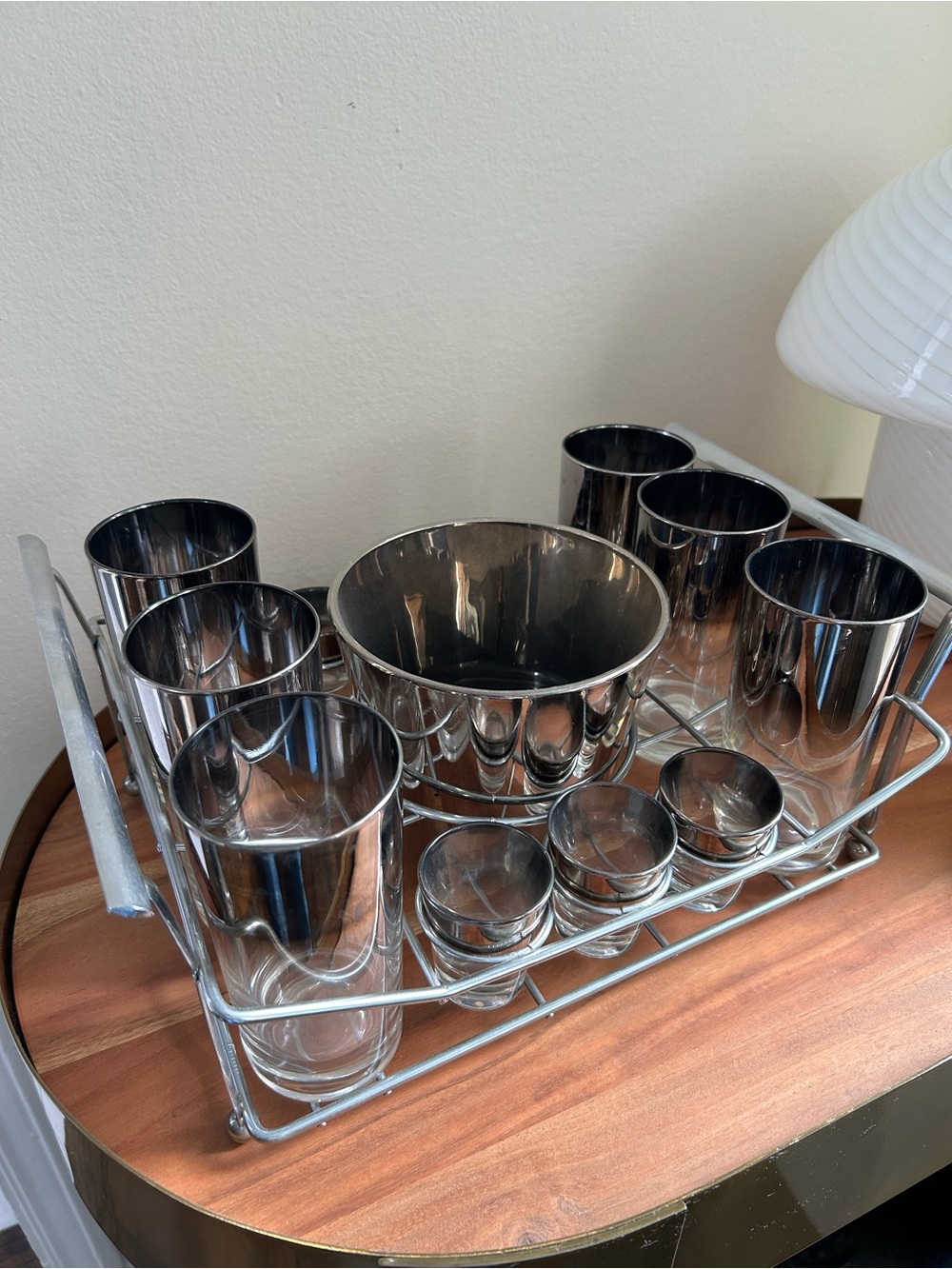 Dorothy Thorpe Barware Set with Serving caddy